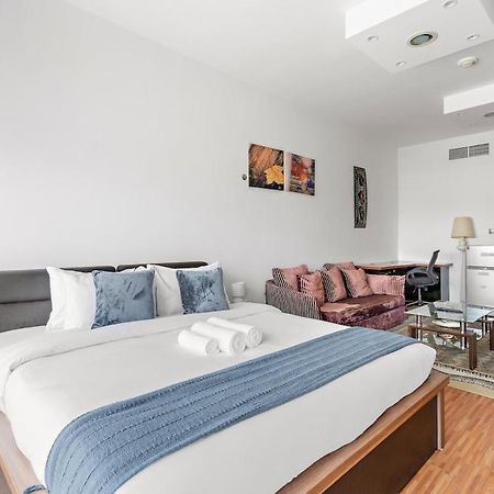 Art Deco Studio With Pool, Gym, Kid'S Playground Dubaj Exteriér fotografie